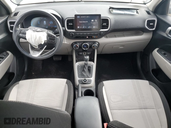 2023 Hyundai Venue SEL с VIN KMHRC8A3XPU268042, выставлен на аукционе Copart как лот 57359425 с пробегом 15 076 миль миль и Списание • Salvage title. История ставок и продаж доступна на DreamBid. Изображение 8.