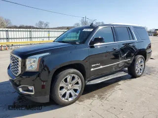 2018 GMC Yukon Denali with VIN 1GKS2CKJ6JR268742, listed as a Copart auction lot 48764105 with 162,256 mi miles and Salvage Title. Bid and sale history available at carsss.com. Image 1.