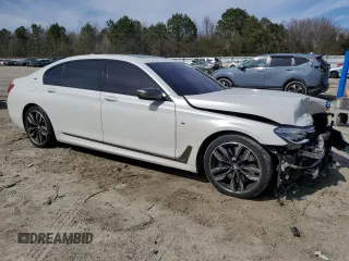 2018 BMW 7 Series M760i xDrive with VIN WBA7H6C53JG614967, listed as a Copart auction lot 49269345 with 83,872 mi miles and Salvage Title. Bid and sale history available at carsss.com. Image 4.