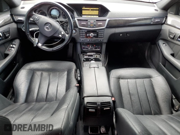 2010 Mercedes-Benz E-Class E 550 Luxury with VIN WDDHF9AB0AA127600, listed as a Copart auction lot 88497395 with 147,209 mi miles and Salvage Title. Bid and sale history available at carsss.com. Image 8.