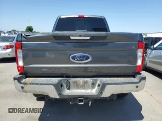 2019 Ford F-250 XL z VIN 1FT7W2BT8KEG47302, wystawiony jako Copart lot #55433195 z przebiegiem 190 303 mil mil oraz Czysty tytuł • Clean title. Historia ofert i sprzedaży dostępna na DreamBid. Obrazek 6.