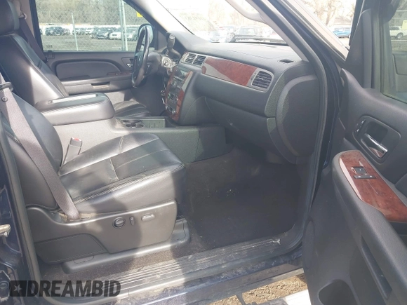 2009 Chevrolet Silverado 1500 with VIN 2GCEK333991132912, listed as a IAAI auction lot 41691383 with 146,751 mi miles and . Bid and sale history available at DreamBid. Image 5.