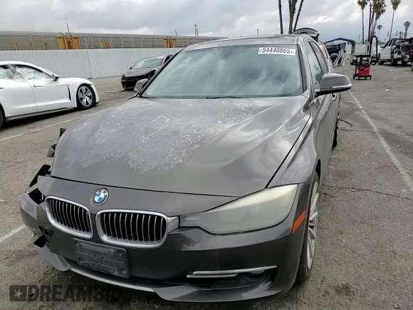 2013 BMW 3 Series 328i with VIN WBA3C1G54DNR46717, listed as a Copart auction lot 54440865 with 195,267 mi miles and Salvage Title. Bid and sale history available at carsss.com. Image 13.