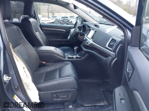 2019 Toyota Highlander Limited with VIN 5TDDZRFH0KS732251, listed as a IAAI auction lot 41020511 with 72,677 mi miles and . Bid and sale history available at DreamBid. Image 5.