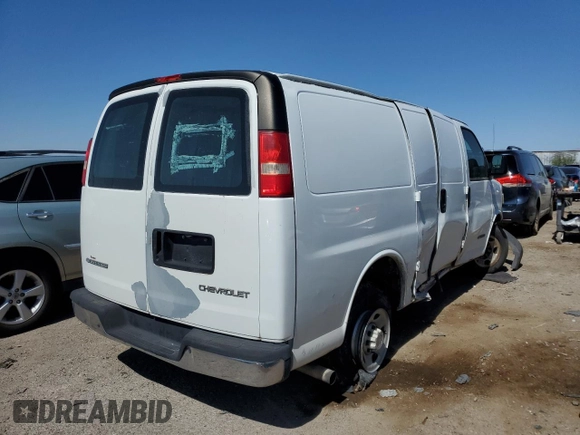 2003 Chevrolet Express Cargo with VIN 1GCGG25V331175531, listed as a Copart auction lot 74990144 with 268,781 mi miles and Clean Title. Bid and sale history available at DreamBid. Image 3.