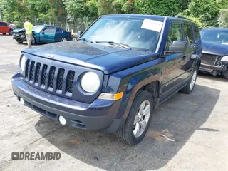 2013 Jeep Patriot Latitude z VIN 1C4NJPFA4DD250819, wystawiony jako IAAI lot #42329294 z przebiegiem 191 634 mil mil oraz . Historia ofert i sprzedaży dostępna na DreamBid. Obrazek 2.