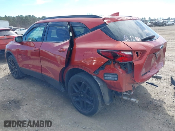 2021 Chevrolet Blazer LT z VIN 3GNKBHRS0MS559804, wystawiony jako IAAI lot #41684430 z przebiegiem 61 468 mil mil oraz . Historia ofert i sprzedaży dostępna na DreamBid. Obrazek 3.