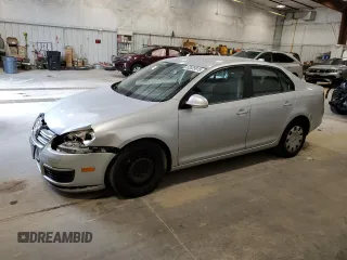 2006 Volkswagen Jetta Value Edition с VIN 3VWPG71K16M677953, выставлен на аукционе Copart как лот 62025815 с пробегом 126 802 миль миль и Чистый • Clean title. История ставок и продаж доступна на DreamBid. Изображение 1.