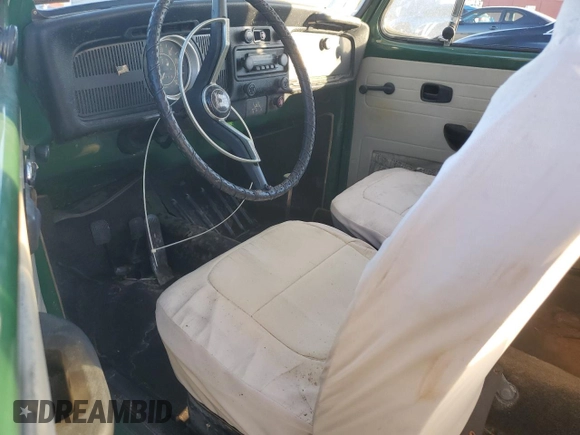 1971 Volkswagen Beetle with VIN 1113103120, listed as a Copart auction lot 82214914 with 94,919 mi miles and Salvage Title. Bid and sale history available at DreamBid. Image 8.