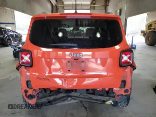 2016 Jeep Renegade Latitude with VIN ZACCJABT9GPC65026, listed as a Copart auction lot 54044685 with 125,730 mi miles and Salvage Title. Bid and sale history available at DreamBid. Image 6.