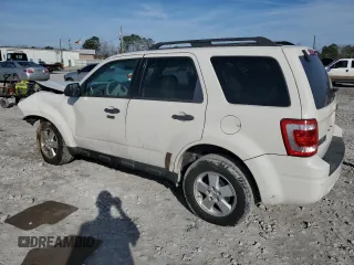 2011 Ford Escape XLT with VIN 1FMCU0D71BKB35466, listed as a Copart auction lot 43057895 with 298,662 mi miles and Salvage Title. Bid and sale history available at carsss.com. Image 2.