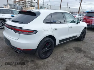 2015 Porsche Macan S z VIN WP1AB2A58FLB72531, wystawiony jako IAAI lot #41776023 z przebiegiem 120 294 mil mil oraz . Historia ofert i sprzedaży dostępna na DreamBid. Obrazek 4.