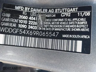 2009 Mercedes-Benz C-Class 3.0L Sport with VIN WDDGF54X69R065547, listed as a IAAI auction lot 41985870 with 247,869 mi miles. Bid and sale history available at carsss.com. Image 9.