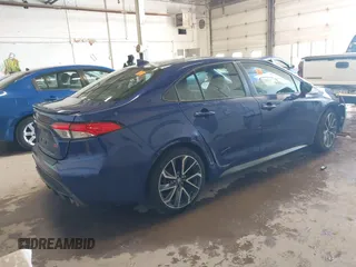 2020 Toyota Corolla SE with VIN 5YFS4RCE0LP028478, listed as a IAAI auction lot 41915973 with 31,587 mi miles. Bid and sale history available at carsss.com. Image 4.
