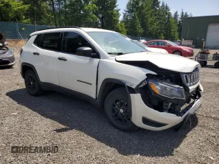 2020 Jeep Compass Sport with VIN 3C4NJCAB0LT170225, listed as a Copart auction lot 60367345 with 84,370 mi miles and Salvage title. Bid and sale history available at DreamBid. Image 4.