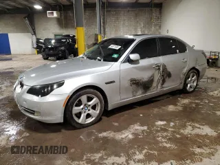 2008 BMW 5 Series 535xi with VIN WBANV93598C131471, listed as a Copart auction lot 44611695 with 166,121 mi miles and Salvage Title. Bid and sale history available at carsss.com. Image 1.