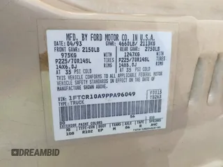 1993 Ford Ranger Splash z VIN 1FTCR10A9PPA96049, wystawiony jako IAAI lot #41792924 z przebiegiem 6 840 mil mil oraz . Historia ofert i sprzedaży dostępna na DreamBid. Obrazek 9.