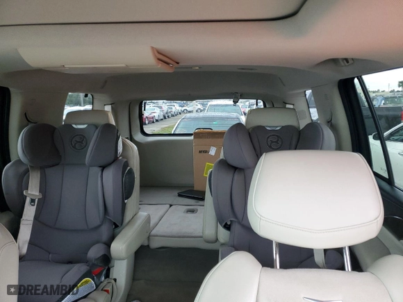 2018 Cadillac Escalade Premium Luxury with VIN 1GYS3CKJ0JR204313, listed as a Copart auction lot 75040294 with 70,179 mi miles and Non Repairable. Bid and sale history available at carsss.com. Image 10.