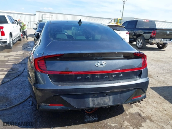 2020 Hyundai Sonata SEL with VIN 5NPEL4JA1LH031695, listed as a IAAI auction lot 41903056 with 33,668 mi miles. Bid and sale history available at carsss.com. Image 16.