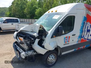 2021 Ford Transit Cargo z VIN 1FTBF4X81MKA80705, wystawiony jako IAAI lot #41929575 z przebiegiem Nie podano mil oraz . Historia ofert i sprzedaży dostępna na DreamBid. Obrazek 11.