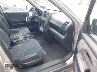 2004 Honda CR-V LX with VIN SHSRD68444U205035, listed as a IAAI auction lot 42036509 with 223,519 mi miles and . Bid and sale history available at carsss.com. Image 5.