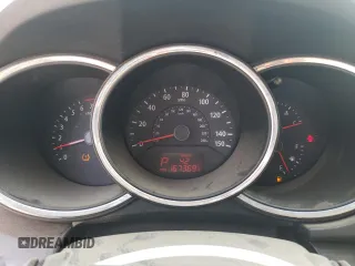 2012 Kia Sorento LX z VIN 5XYKT3A64CG274580, wystawiony jako Copart lot #55513455 z przebiegiem 167 369 mil mil oraz Szkoda całkowita • Salvage title. Historia ofert i sprzedaży dostępna na DreamBid. Obrazek 9.