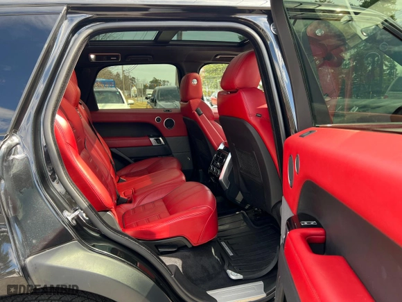 2017 Land Rover Range Rover Sport HSE Dynamic with VIN SALWV2FV9HA136152, listed as a Copart auction lot 50953945 with NaN miles and Clean Title. Bid and sale history available at carsss.com. Image 6.