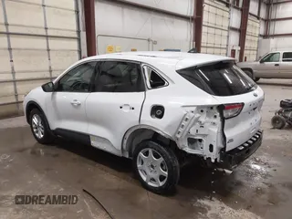 2022 Ford Escape SE z VIN 1FMCU9G61NUA42771, wystawiony jako IAAI lot #41746954 z przebiegiem 49 911 mil mil oraz . Historia ofert i sprzedaży dostępna na DreamBid. Obrazek 3.