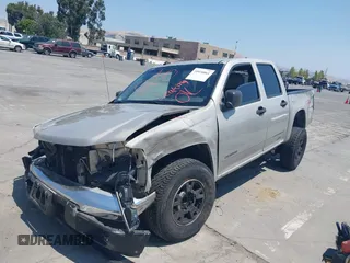 2005 Chevrolet Colorado 1SF LS Z71 with VIN 1GCDS136758134742, listed as a IAAI auction lot 40393796 with 101,475 mi miles and . Bid and sale history available at DreamBid. Image 2.