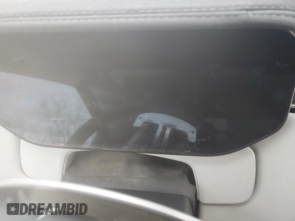 2024 Land Rover Range Rover Sport Dynamic SE z VIN SAL1L9FUXRA167587, wystawiony jako Copart lot #50712295 z przebiegiem Nie podano mil oraz Nie do naprawy • Non repairable. Historia ofert i sprzedaży dostępna na DreamBid. Obrazek 8.