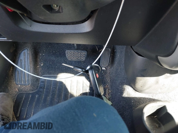 2005 Scion xB z VIN JTLKT324X54028507, wystawiony jako IAAI lot #42106381 z przebiegiem 180 641 mil mil oraz . Historia ofert i sprzedaży dostępna na DreamBid. Obrazek 11.