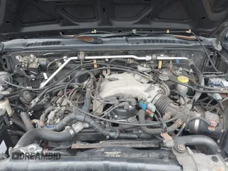 2000 Nissan Frontier XE z VIN 1N6ED26Y6YC328713, wystawiony jako IAAI lot #42314409 z przebiegiem 134 340 mil mil oraz . Historia ofert i sprzedaży dostępna na DreamBid. Obrazek 10.