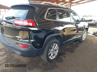 2017 Jeep Cherokee Latitude with VIN 1C4PJLCB1HW641872, listed as a IAAI auction lot 41404099 with 64,782 mi miles and . Bid and sale history available at carsss.com. Image 4.