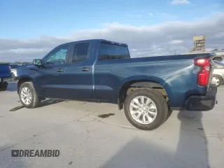 2020 Chevrolet Silverado 1500 Custom with VIN 1GCRWBEHXLZ141173, listed as a Copart auction lot 41639755 with 68,666 mi miles and Salvage Title. Bid and sale history available at carsss.com. Image 2.