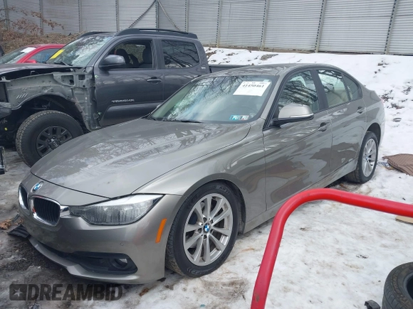 2016 BMW 3 Series 320i xDrive z VIN WBA8E5G5XGNU20345, wystawiony jako IAAI lot #41450461 z przebiegiem 155 607 mil mil oraz . Historia ofert i sprzedaży dostępna na DreamBid. Obrazek 18.