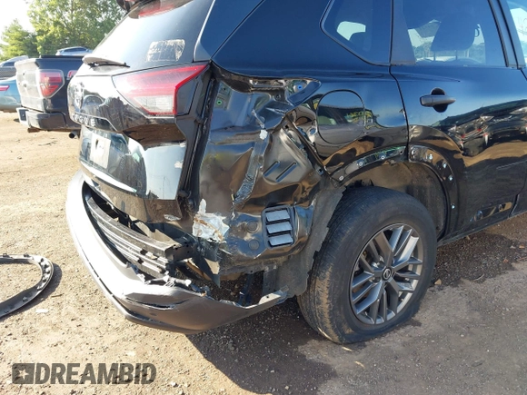 2021 Nissan Rogue S with VIN 5N1AT3AA0MC723352, listed as a IAAI auction lot 42623521 with 46,246 mi miles and . Bid and sale history available at DreamBid. Image 19.