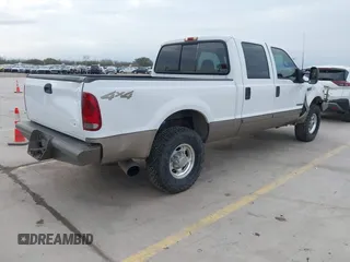2002 Ford F-250 XL z VIN 1FTNW21F52ED46120, wystawiony jako IAAI lot #41681768 z przebiegiem 242 053 mil mil oraz . Historia ofert i sprzedaży dostępna na DreamBid. Obrazek 4.