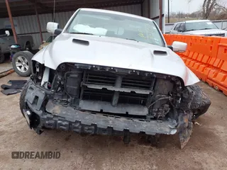 2016 Ram 1500 Sport z VIN 1C6RR7HT7GS405833, wystawiony jako IAAI lot #41697176 z przebiegiem 150 223 mil mil oraz . Historia ofert i sprzedaży dostępna na DreamBid. Obrazek 13.