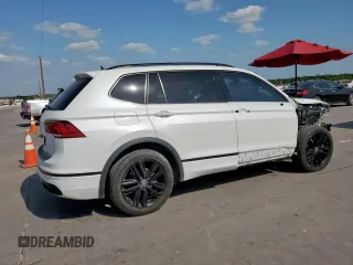 2022 Volkswagen Tiguan SE R-Line Black z VIN 3VVCB7AX0NM161028, wystawiony jako Copart lot #52976305 z przebiegiem 21 938 mil mil oraz Szkoda całkowita • Salvage title. Historia ofert i sprzedaży dostępna na DreamBid. Obrazek 3.