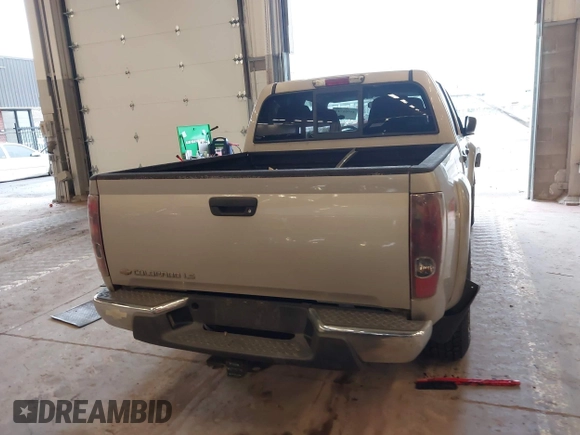 2005 Chevrolet Colorado 1SF LS Z71 with VIN 1GCDT136X58154321, listed as a IAAI auction lot 41906743 with 116,971 mi miles. Bid and sale history available at carsss.com. Image 16.