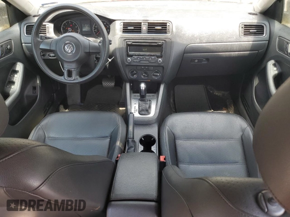 2014 Volkswagen Jetta SE with VIN 3VWD17AJ5EM239169, listed as a Copart auction lot 62860945 with 172,386 mi miles and Clean title. Bid and sale history available at DreamBid. Image 8.