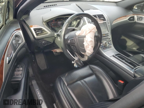 2019 Lincoln MKZ Reserve I with VIN 3LN6L5C93KR602348, listed as a Copart auction lot 42634335 with 106,182 mi miles and Salvage title. Bid and sale history available at DreamBid. Image 8.
