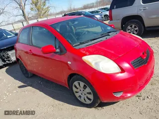 2007 Toyota Yaris with VIN JTDJT923775034473, listed as a IAAI auction lot 41598782 with 203,121 mi miles. Bid and sale history available at carsss.com. Image 1.
