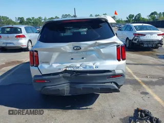 2021 Kia Sorento LX with VIN 5XYRG4LC2MG021724, listed as a IAAI auction lot 42548408 with 162,334 mi miles and . Bid and sale history available at DreamBid. Image 17.