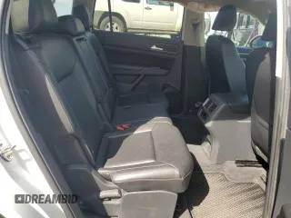 2019 Volkswagen Atlas SE z VIN 1V2XR2CA6KC608609, wystawiony jako Copart lot #50604625 z przebiegiem 56 778 mil mil oraz Szkoda całkowita • Salvage title. Historia ofert i sprzedaży dostępna na DreamBid. Obrazek 11.