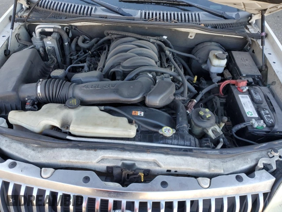2008 Mercury Mountaineer Premier with VIN 4M2EU48818UJ02904, listed as a Copart auction lot 88102445 with 107,637 mi miles and Clean Title. Bid and sale history available at carsss.com. Image 12.