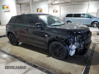 2023 Mitsubishi Outlander ES z VIN JA4ARUAU9PU012079, wystawiony jako Copart lot #52338905 z przebiegiem 31 458 mil mil oraz Szkoda całkowita • Salvage title. Historia ofert i sprzedaży dostępna na DreamBid. Obrazek 4.
