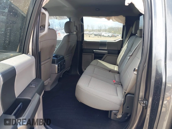 2016 Ford F-150 XL with VIN 1FTEW1CP4GFA67064, listed as a IAAI auction lot 42038095 with 62,402 mi miles and . Bid and sale history available at carsss.com. Image 8.