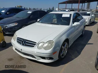 2007 Mercedes-Benz CLK-Class 5.5L with VIN WDBTJ72H27F208540, listed as a IAAI auction lot 41667926 with 237,484 mi miles. Bid and sale history available at carsss.com. Image 2.