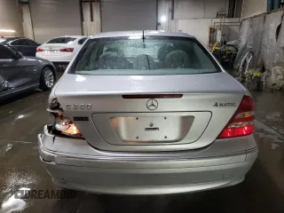 2006 Mercedes-Benz C 280 Luxury with VIN WDBRF92H16F762884, listed as a Copart auction lot 44983775 with 152,179 mi miles and Salvage Title. Bid and sale history available at DreamBid. Image 6.